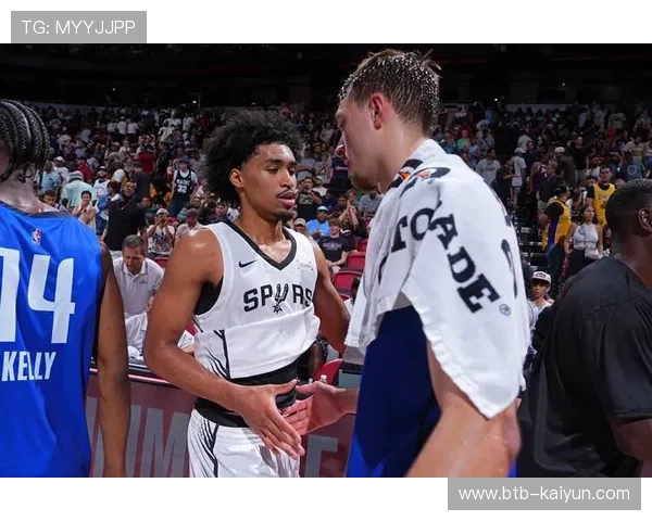 马刺榜眼哈珀左小腿拉伤，预计将缺席数周